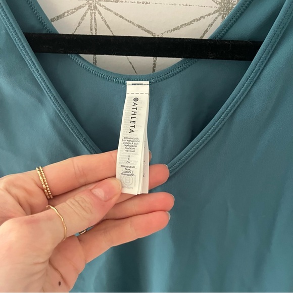 Athleta Seamless V Neck Tank Teal - Picture 5 of 5